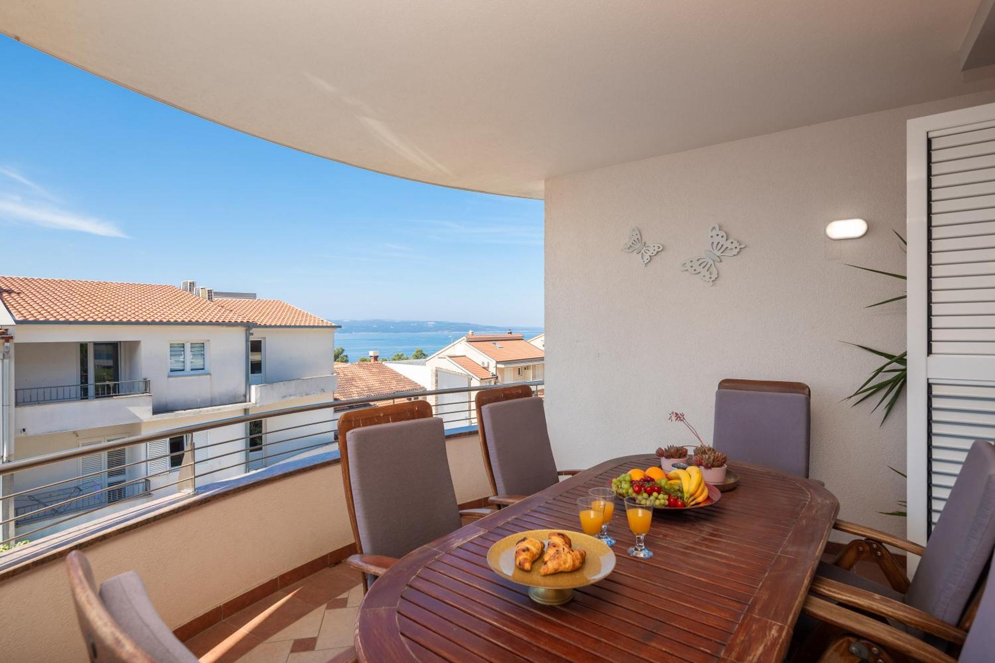 Brkic Apartments With Private Parking ماكارسكا المظهر الخارجي الصورة