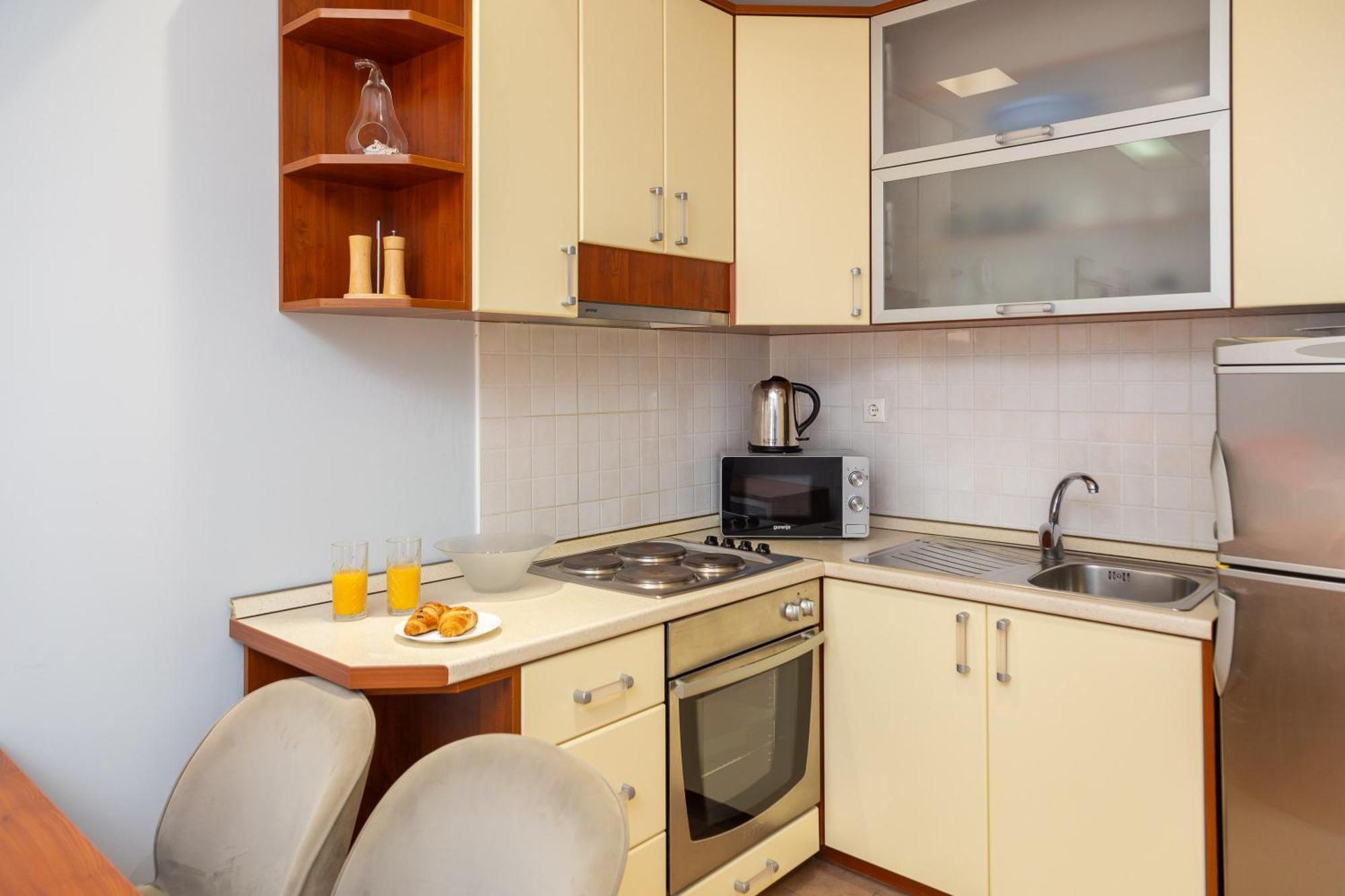 Brkic Apartments With Private Parking ماكارسكا المظهر الخارجي الصورة