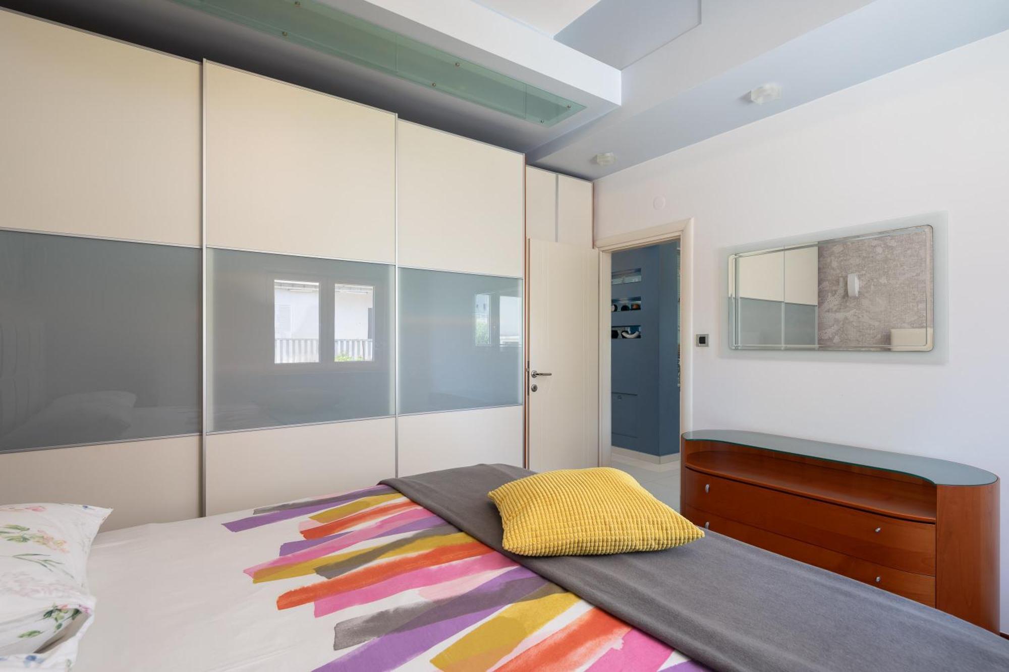 Brkic Apartments With Private Parking ماكارسكا الغرفة الصورة