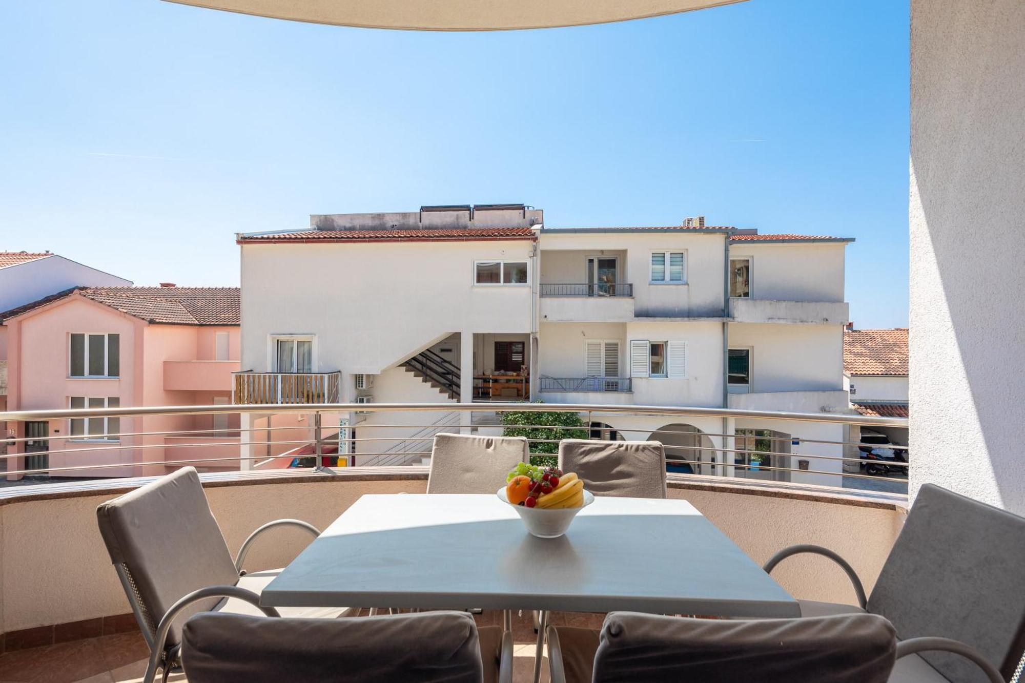 Brkic Apartments With Private Parking ماكارسكا الغرفة الصورة