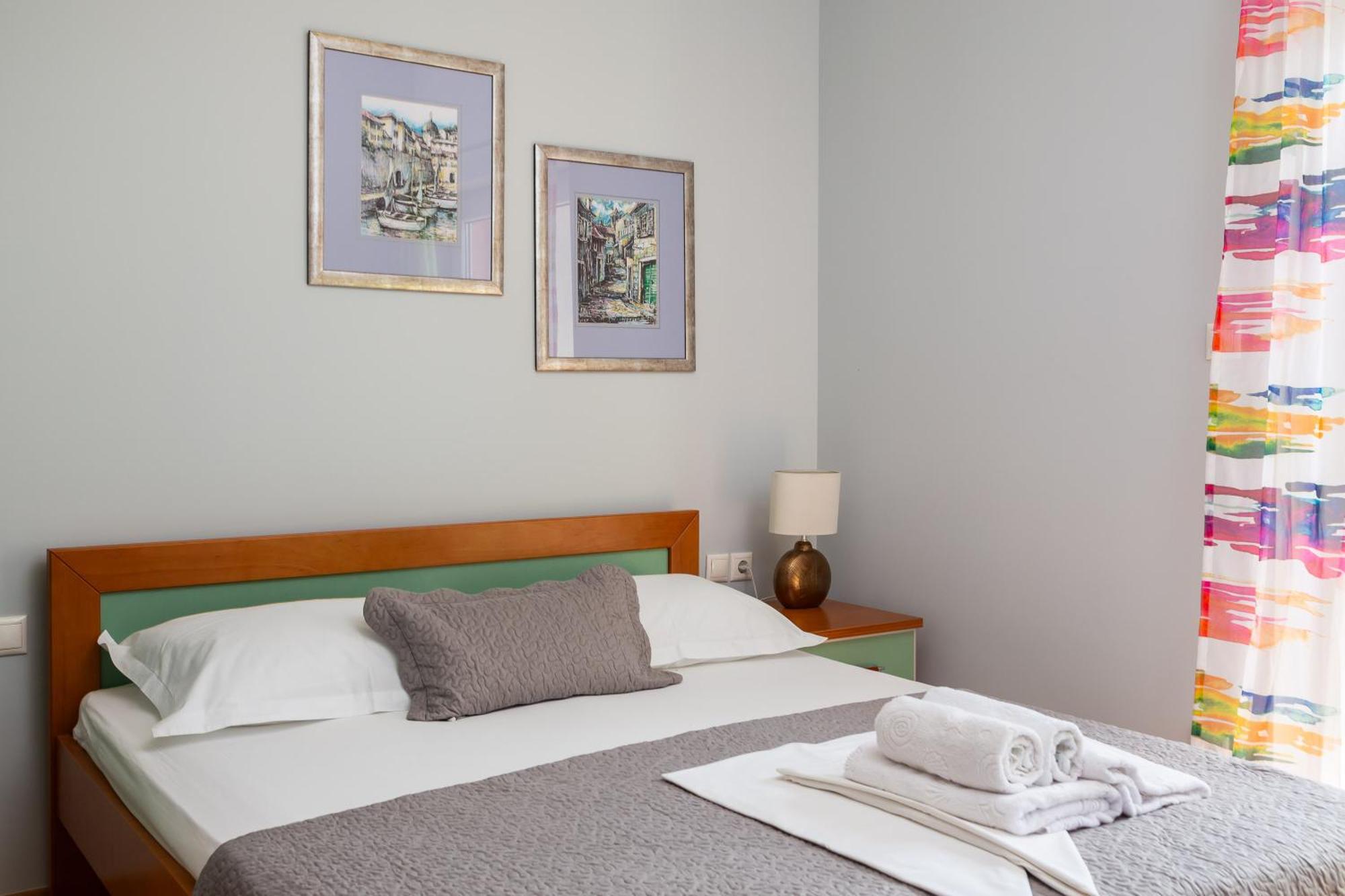 Brkic Apartments With Private Parking ماكارسكا الغرفة الصورة