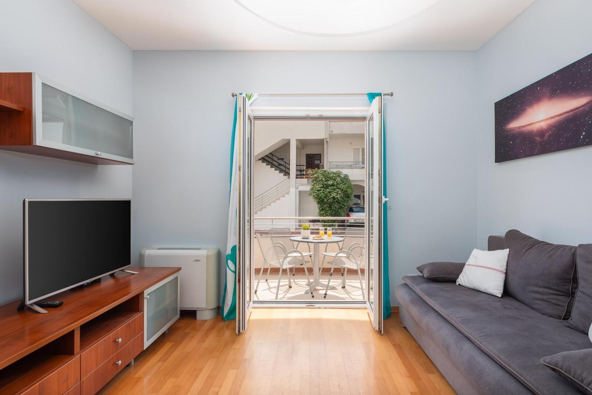 Brkic Apartments With Private Parking ماكارسكا الغرفة الصورة